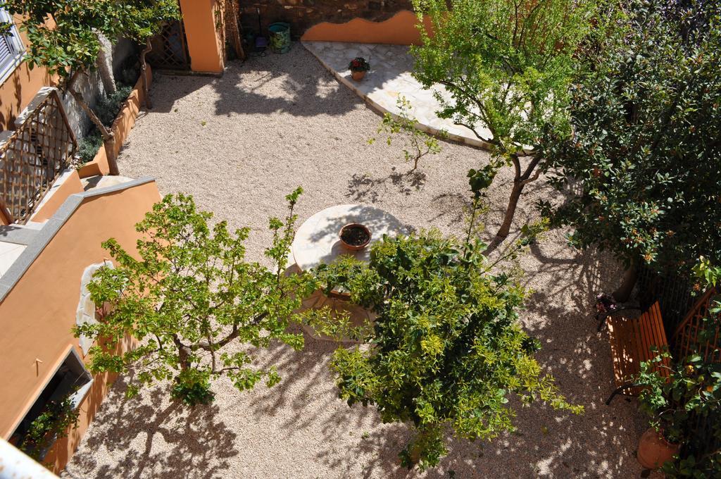 צ'יוויטווקיה Il Giardinetto Guest House מראה חיצוני תמונה