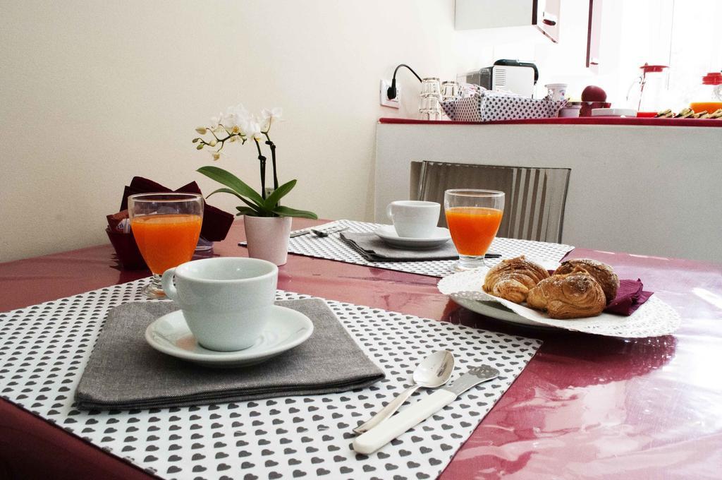 צ'יוויטווקיה Il Giardinetto Guest House מראה חיצוני תמונה